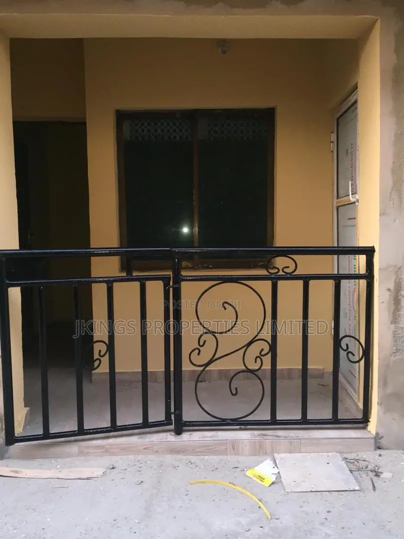Mini Flat in Bariga / Shomolu for rent