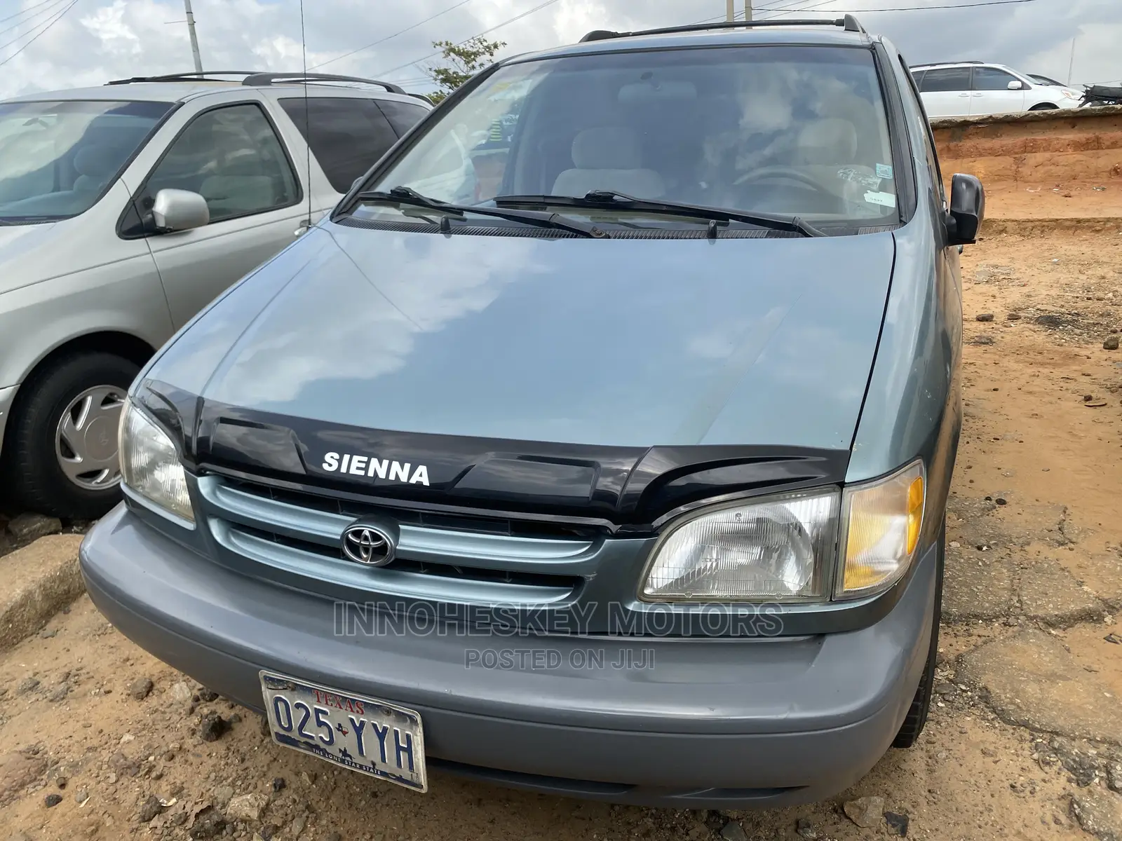 Toyota Sienna LE 2002 Green