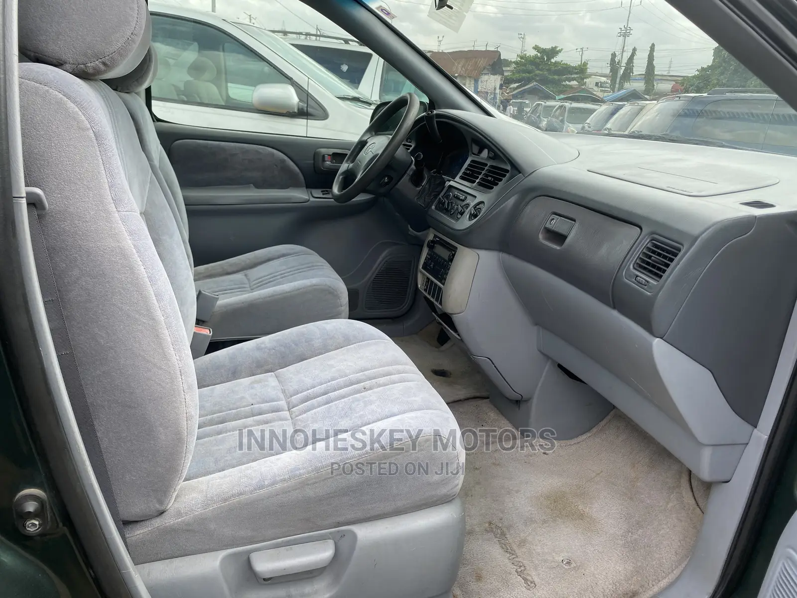 Toyota Sienna LE 2003 Green