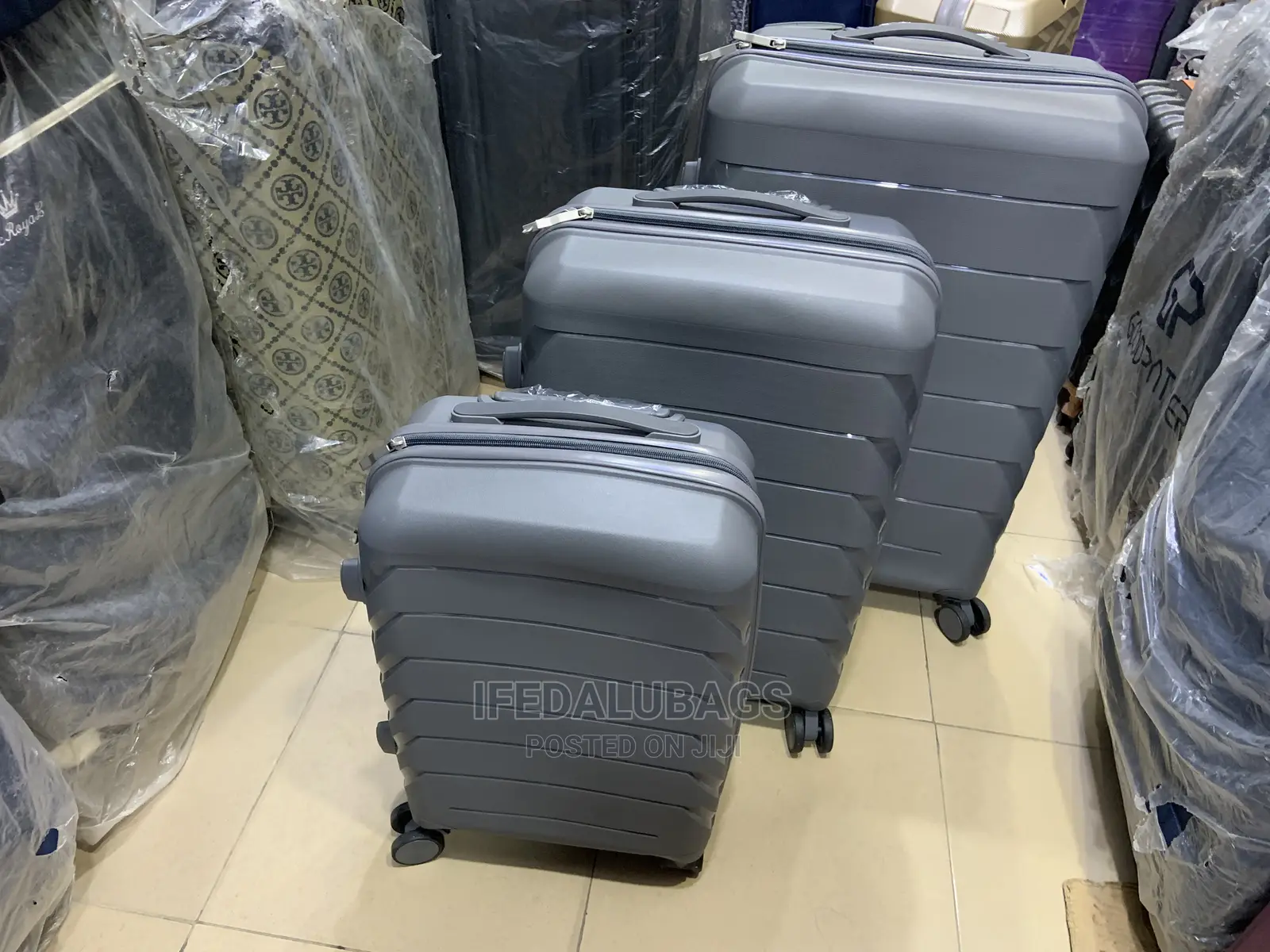 Set of Quality Unbreakable Ash Plastic Traveling Luggage