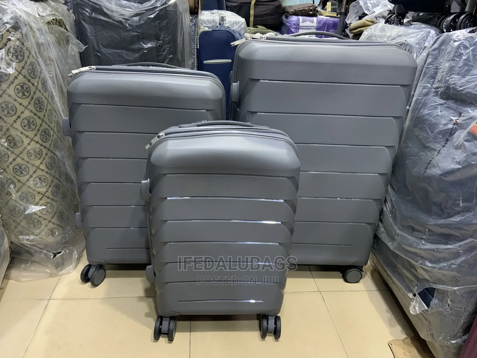 Set of Quality Unbreakable Ash Plastic Traveling Luggage