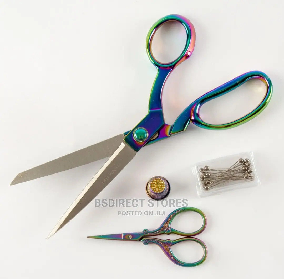 Milward Scissors Dressmaking and Embroidery Thimble and Pins