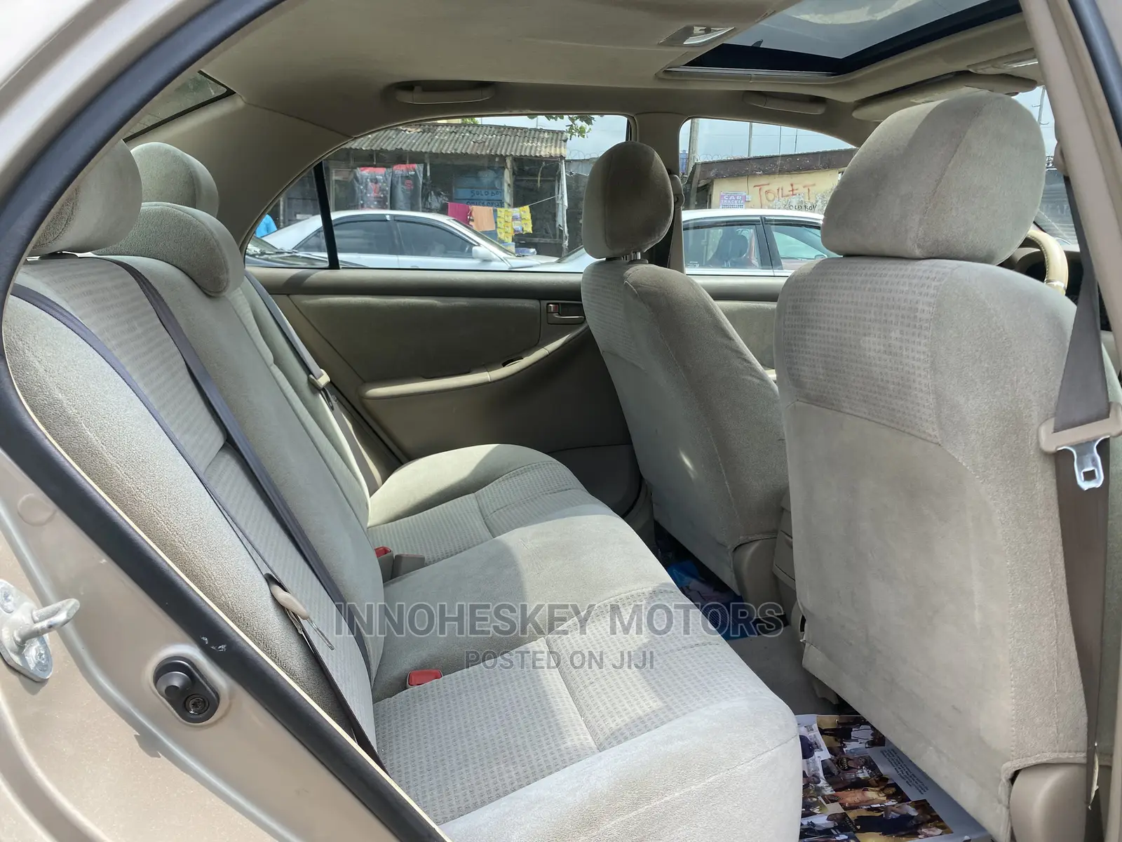 Toyota Corolla LE 2006 Gold