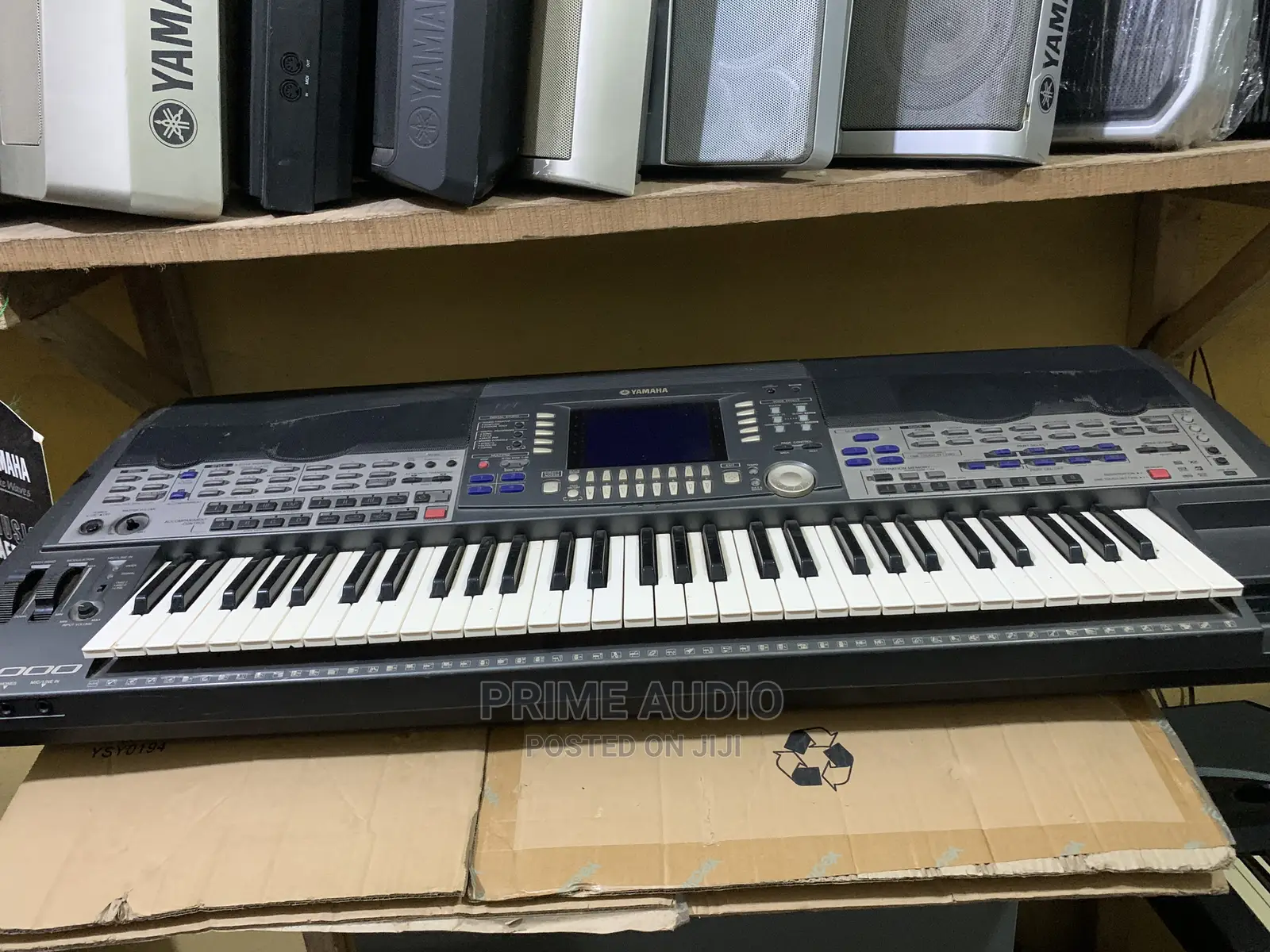 PSR 9000 Electronic Keyboard