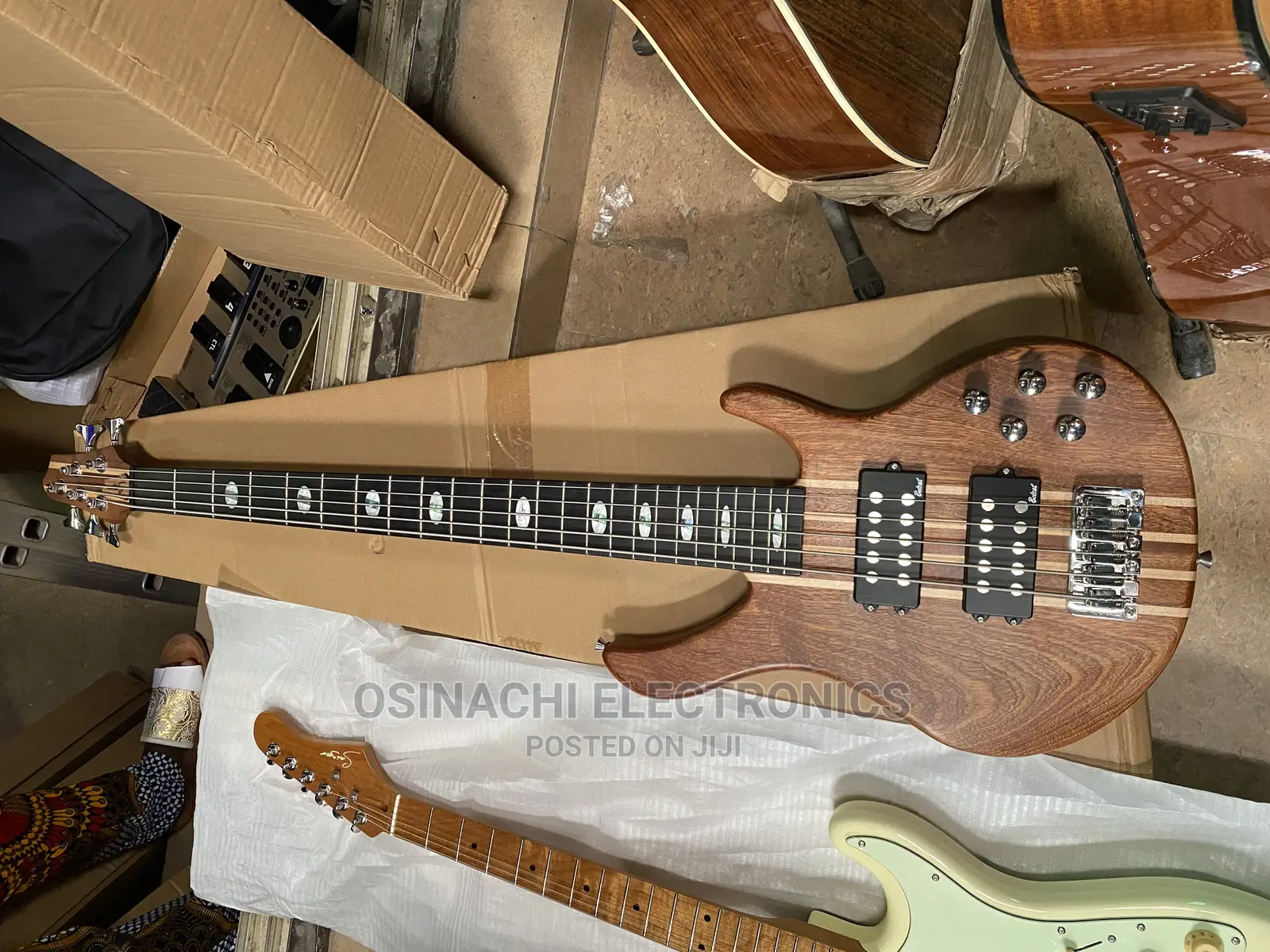 Smiger Bass Guitar