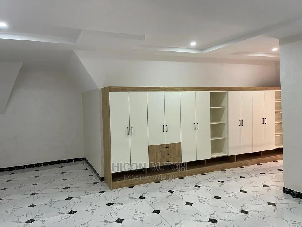 5bdrm Duplex in Efab Metropolis, Gwarinpa for sale