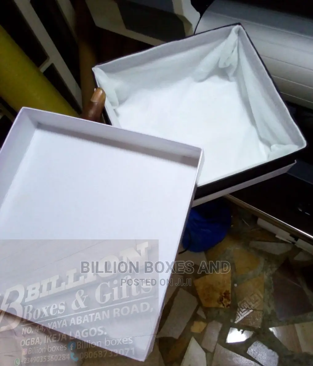 Standard Gift Box for Hair and Cosmetics