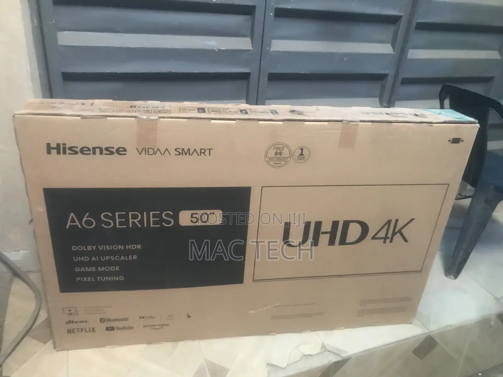 Hisense 50 Inches Smart Tv.