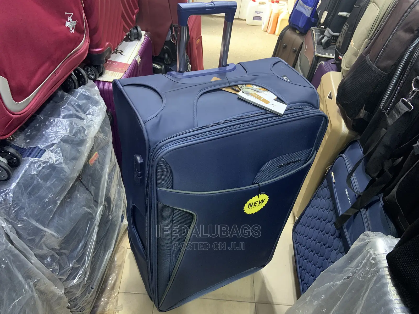 Jumbo Size/Extra Large Quality Imported Leaves King Luggage