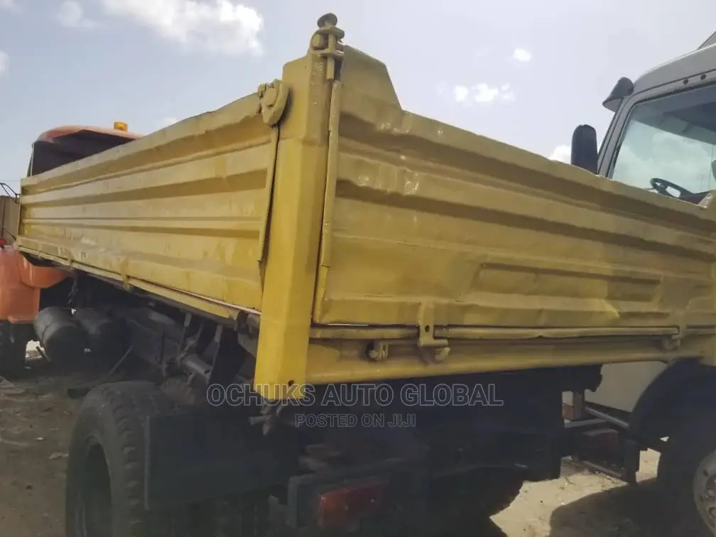 M/Benz Tipper With Foreign Bucket 1513 M