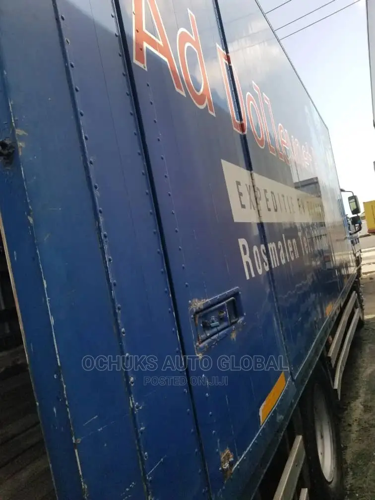 DAF Container Body CF24D 10bolits 6tyers