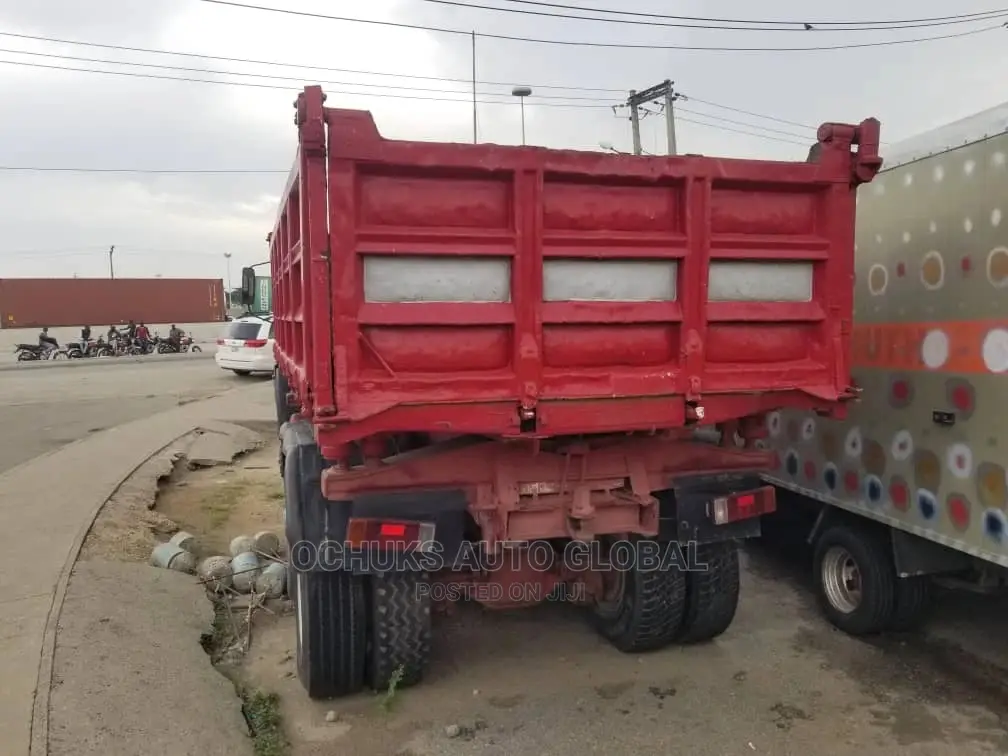 M/Benz Tipper 2632 Model 10bolits 10tyers