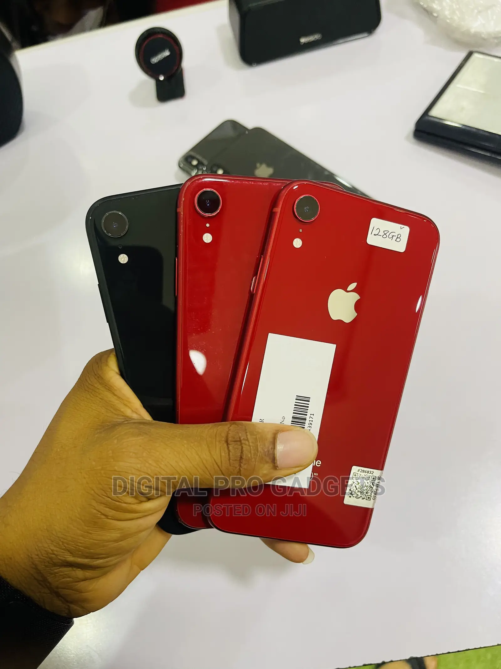 Apple iPhone XR 64 GB Red