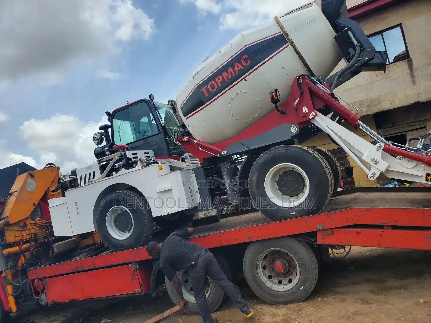 Self Load Mobile Mixer Truck