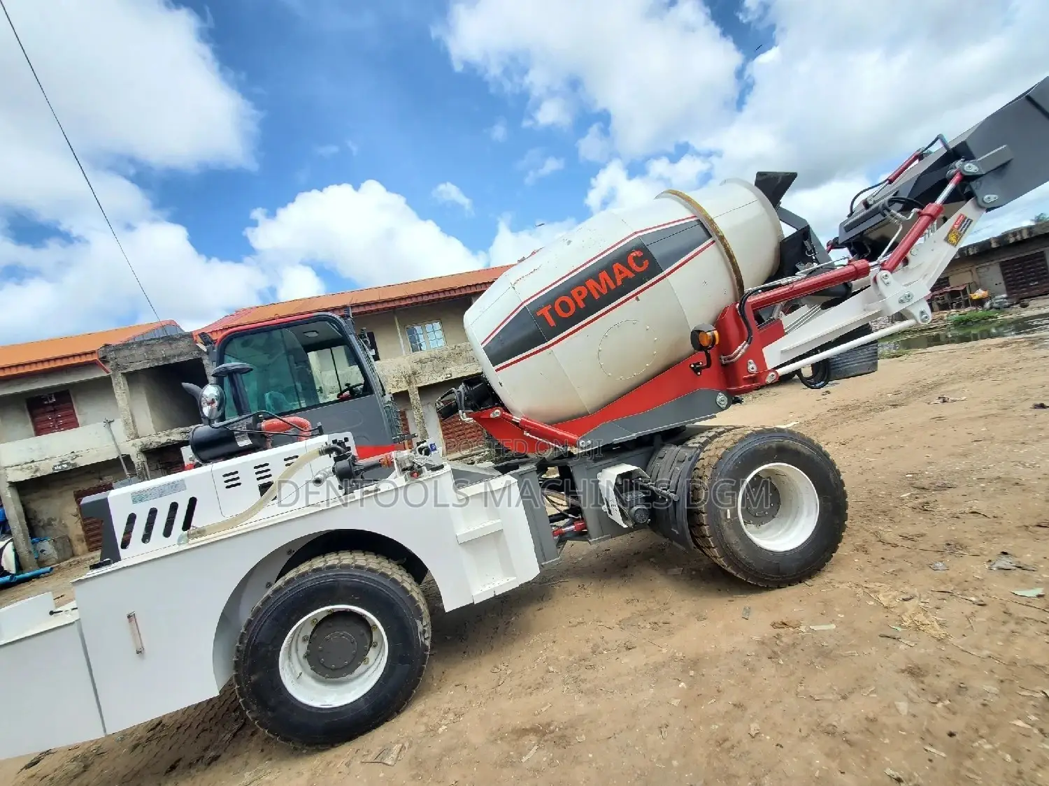 Self Load Mobile Concrete Mixer Truck 3.5cubic