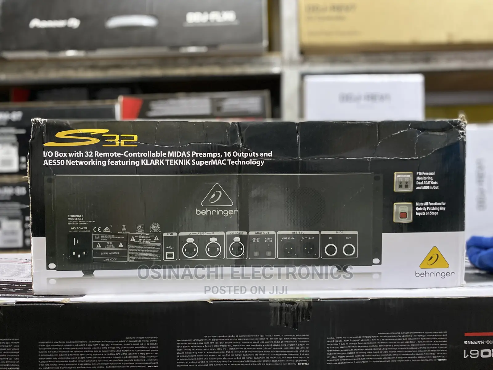 Behringer Stage Box S32