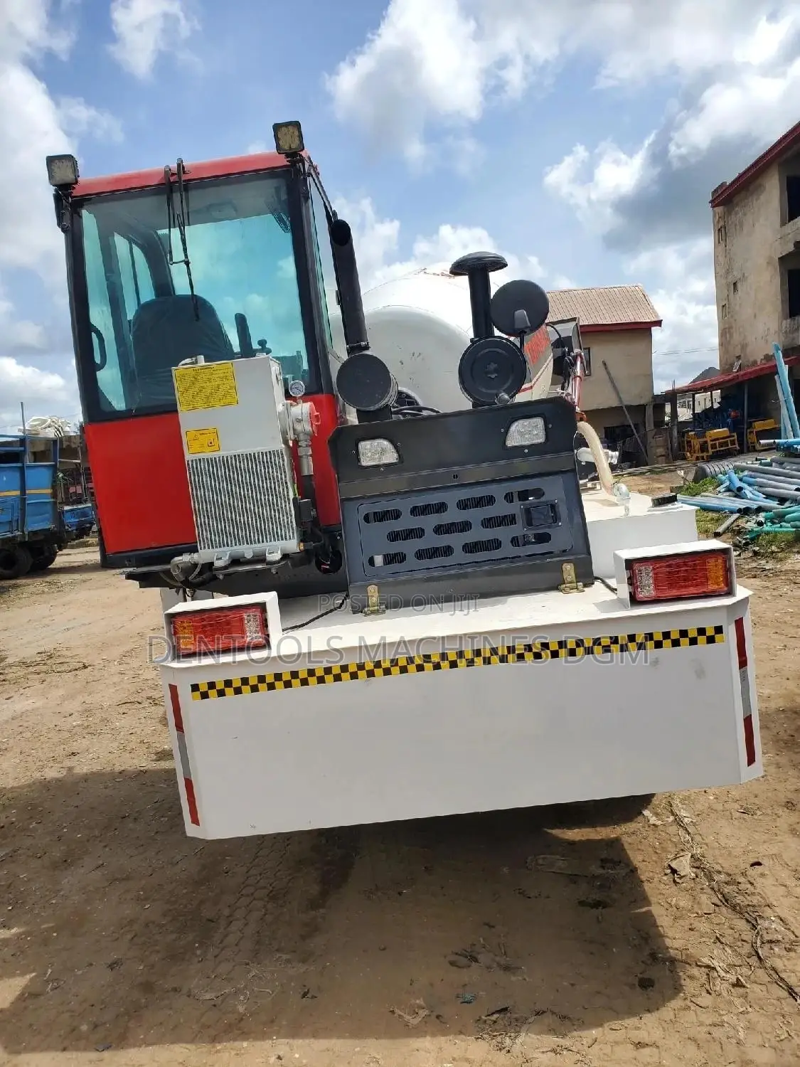 Self Load Mobile Concrete Mixer Truck 3.5cubic