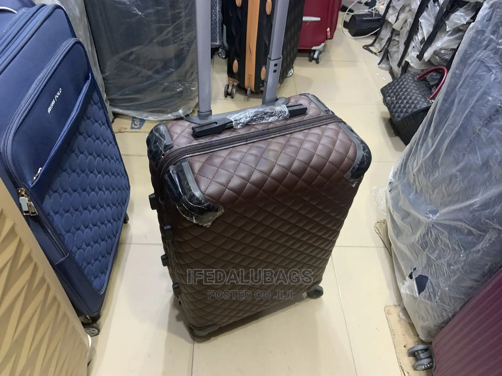 Small Size Quality Leather Star Express Traveling Luggage