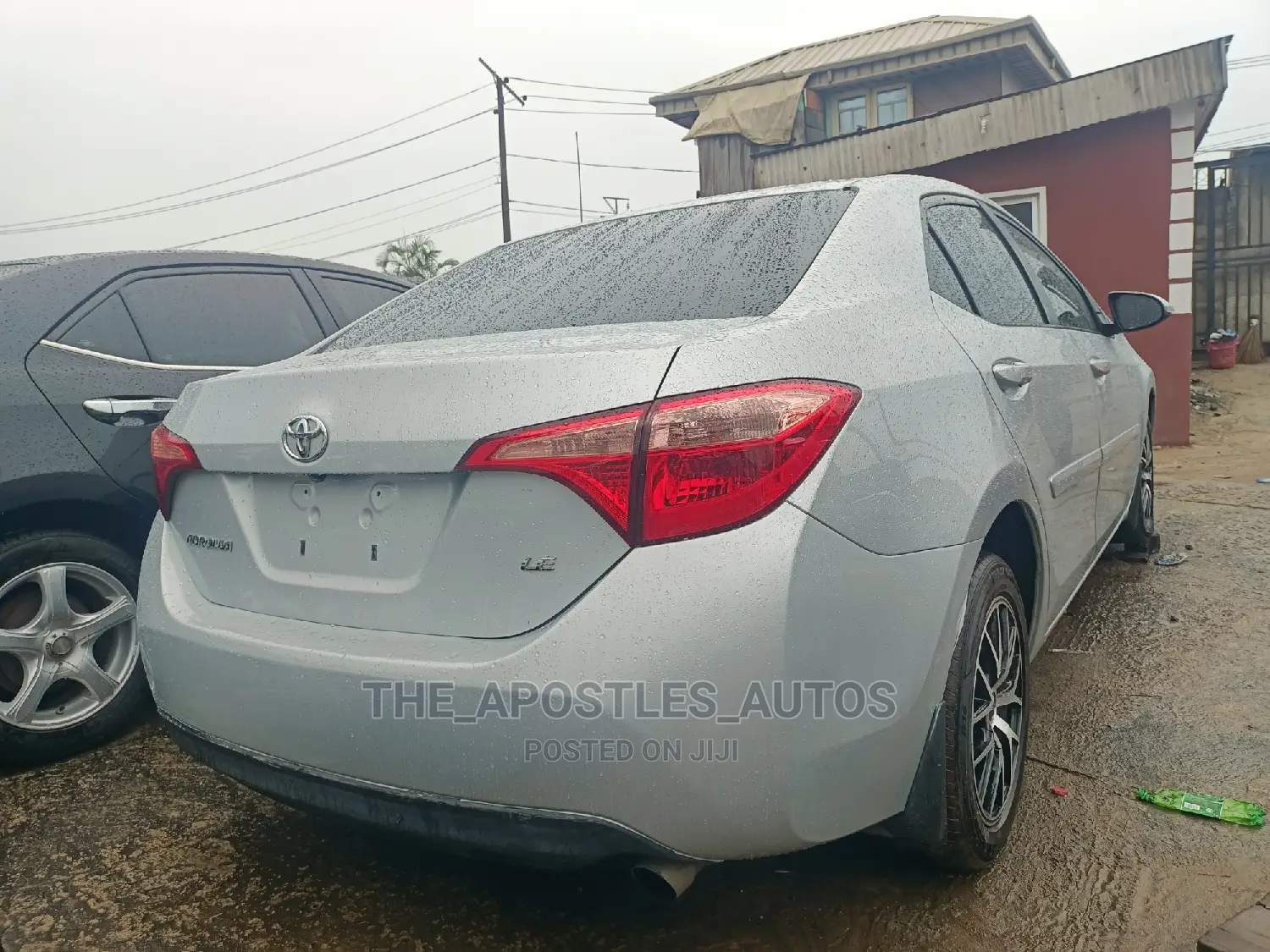 Toyota Corolla LE (1.8L 4cyl 2A) 2018 Silver