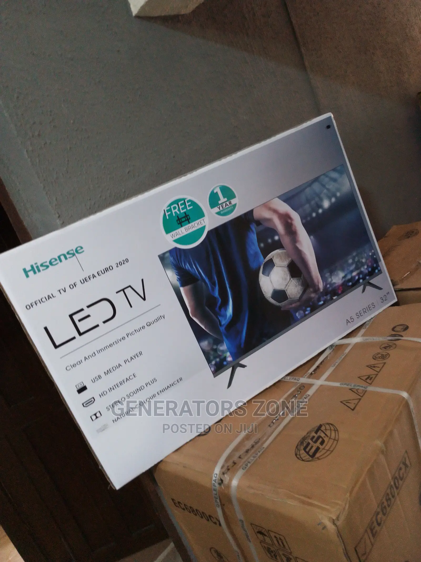 32B5100H Hisense 32'' LED TV + Free Wall Bracket