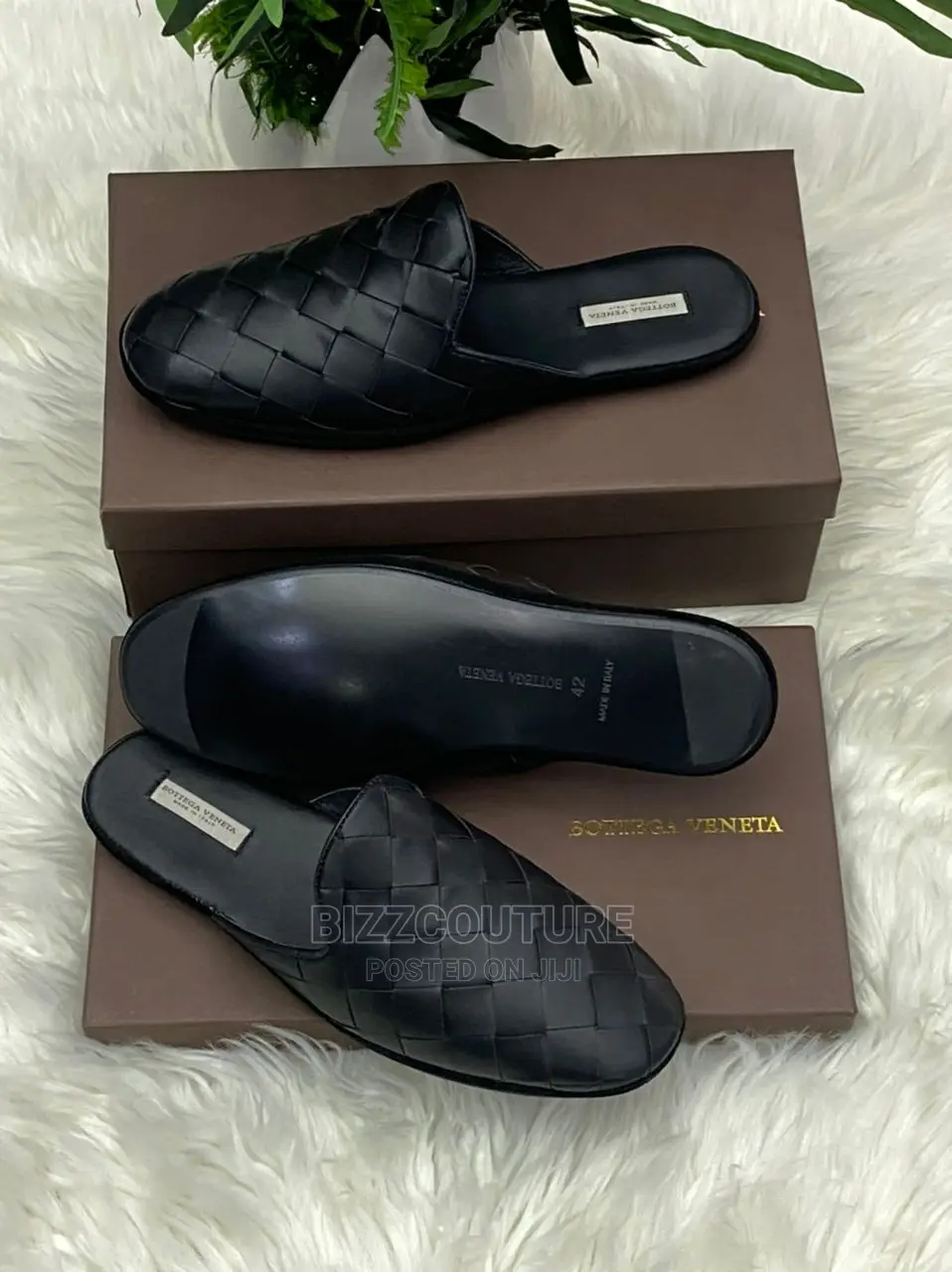 Original BOTTEGA VENETA Half Shoes Available in Store