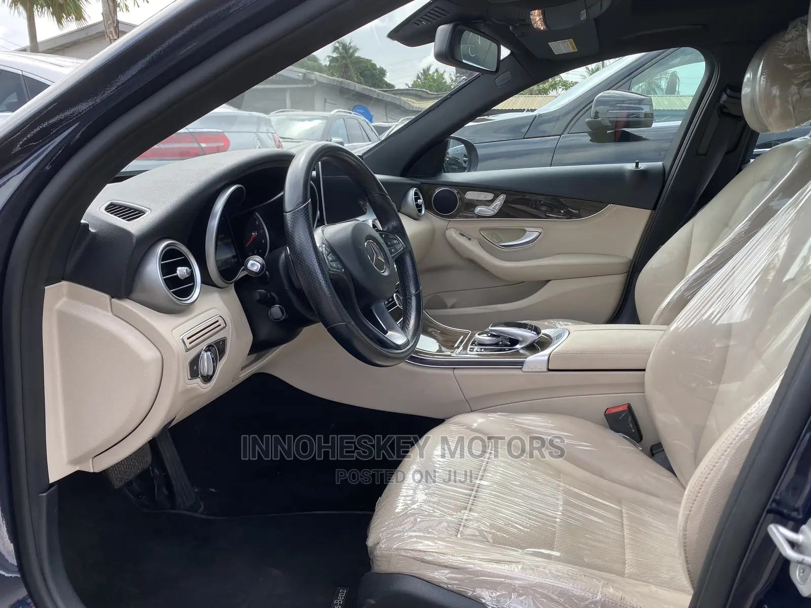 Mercedes-Benz C300 2016 Blue