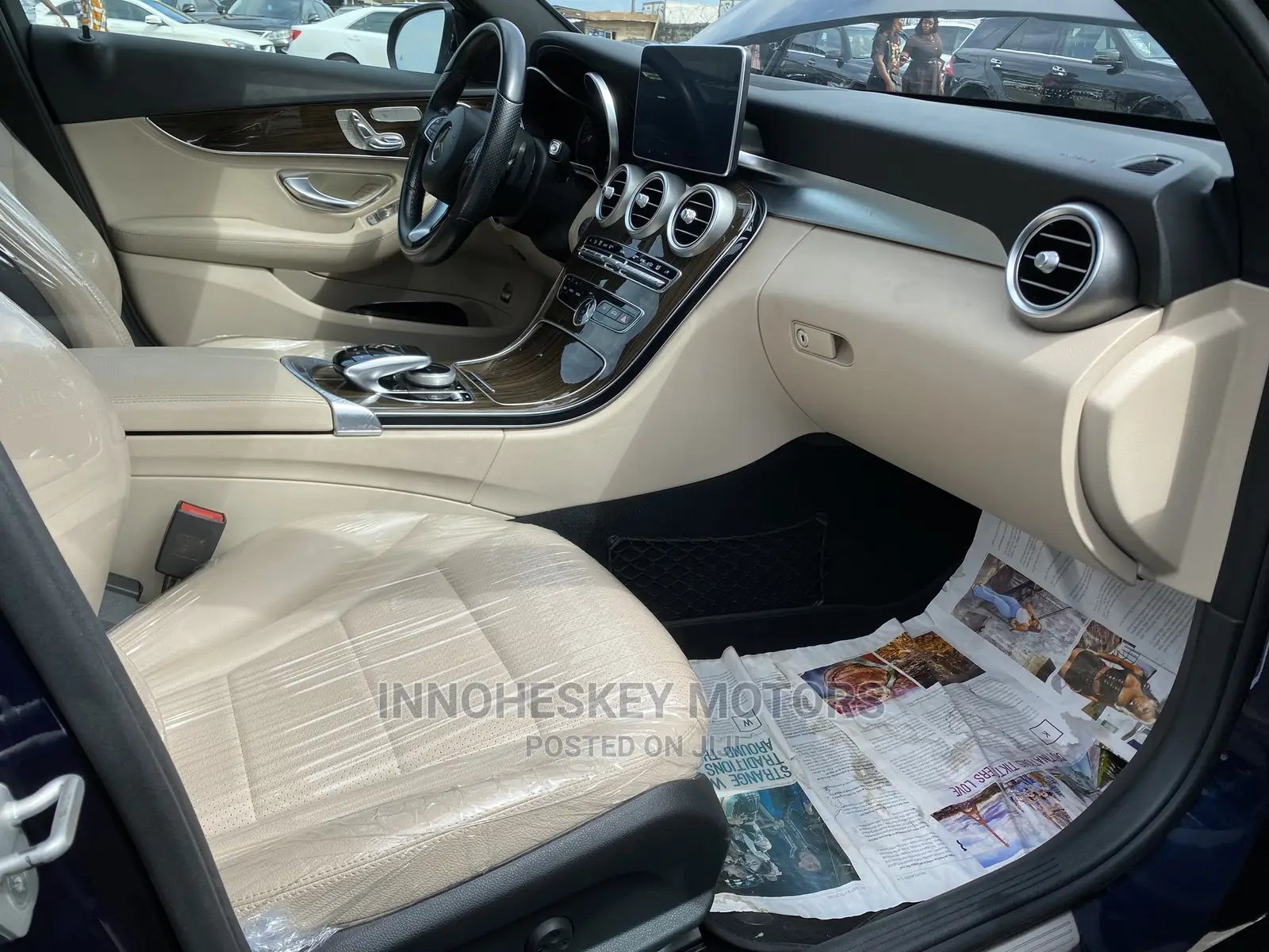 Mercedes-Benz C300 2016 Blue