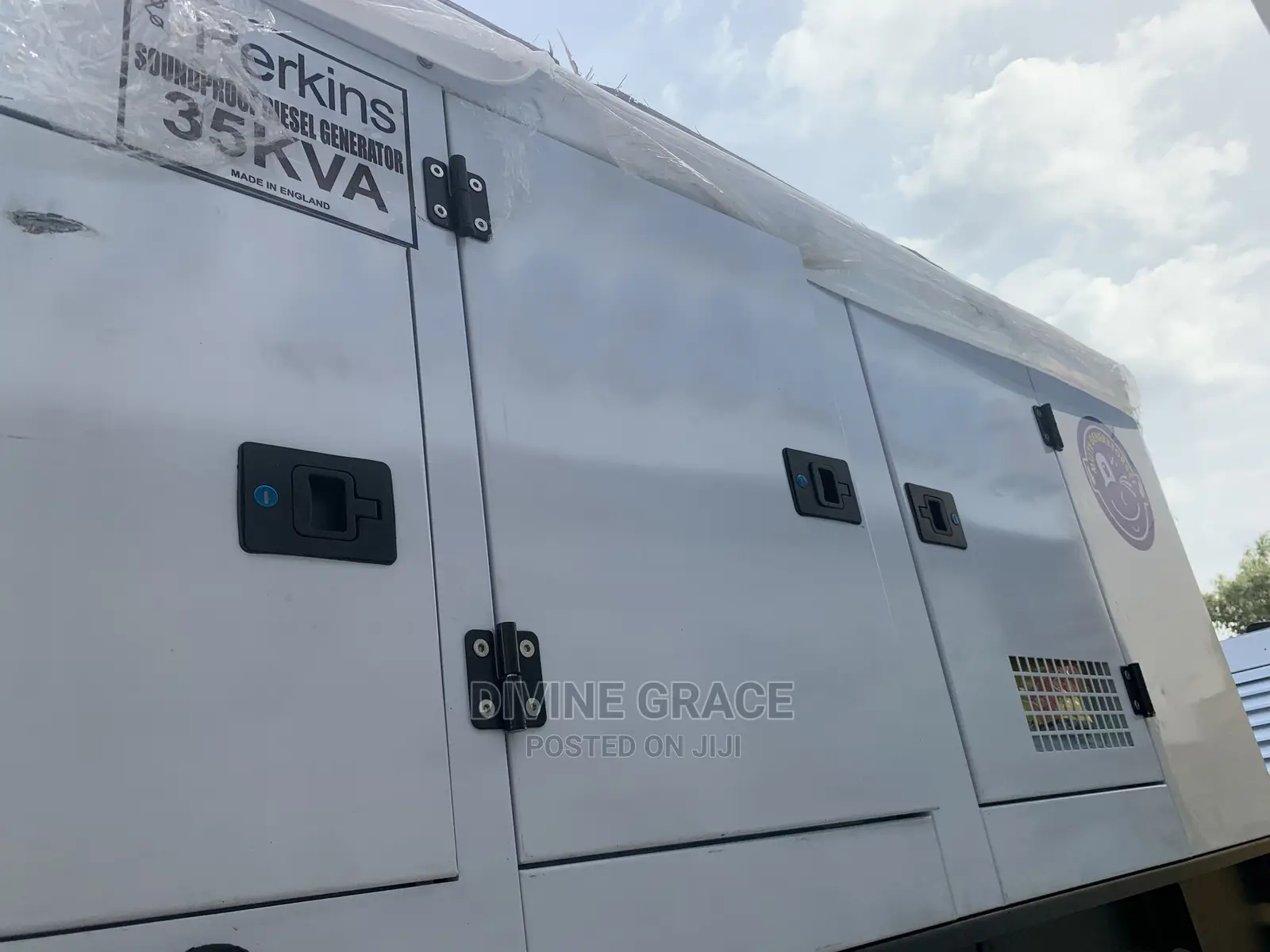 35kva Soundproof Perkins Generator T