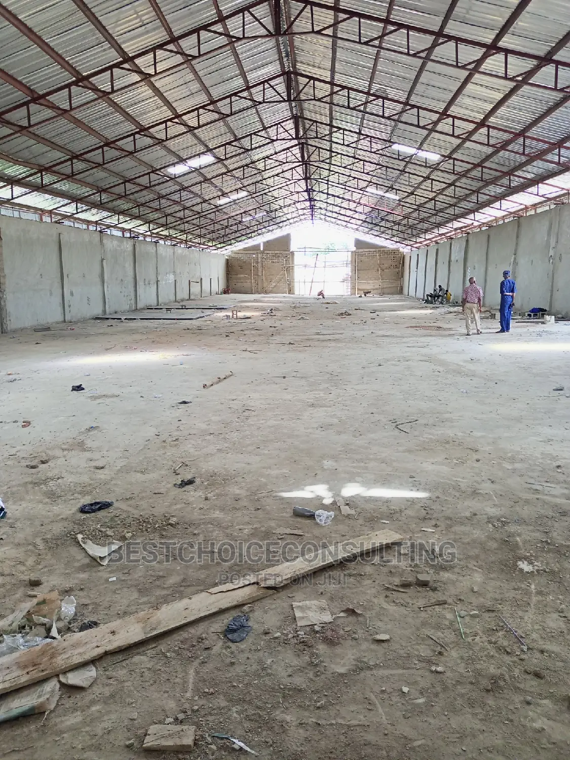 2000sqm Warehouse Newly Built Spacious Compound