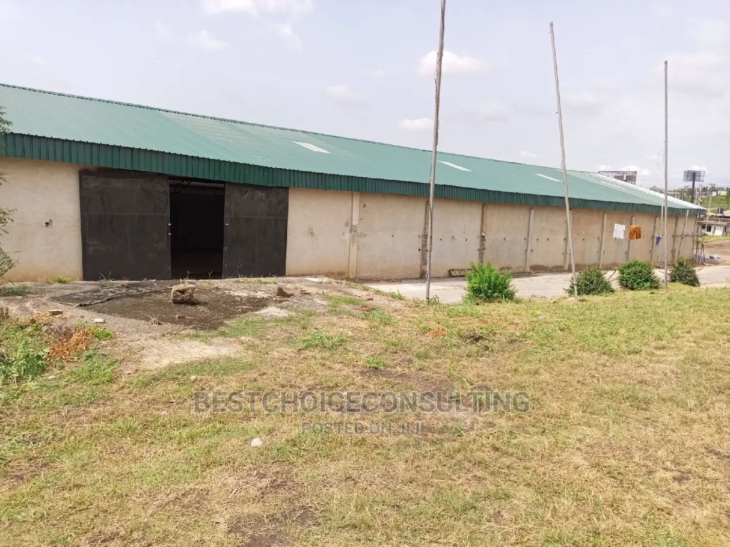 2000sqm Warehouse Newly Built Spacious Compound