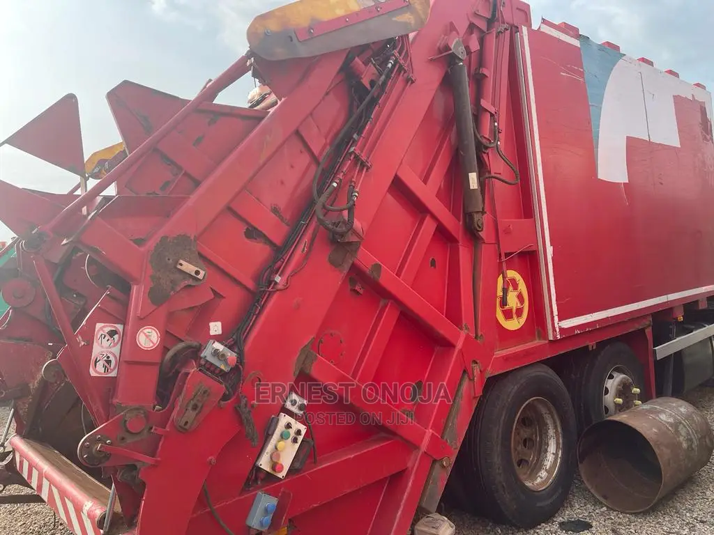 Man Dump Truck