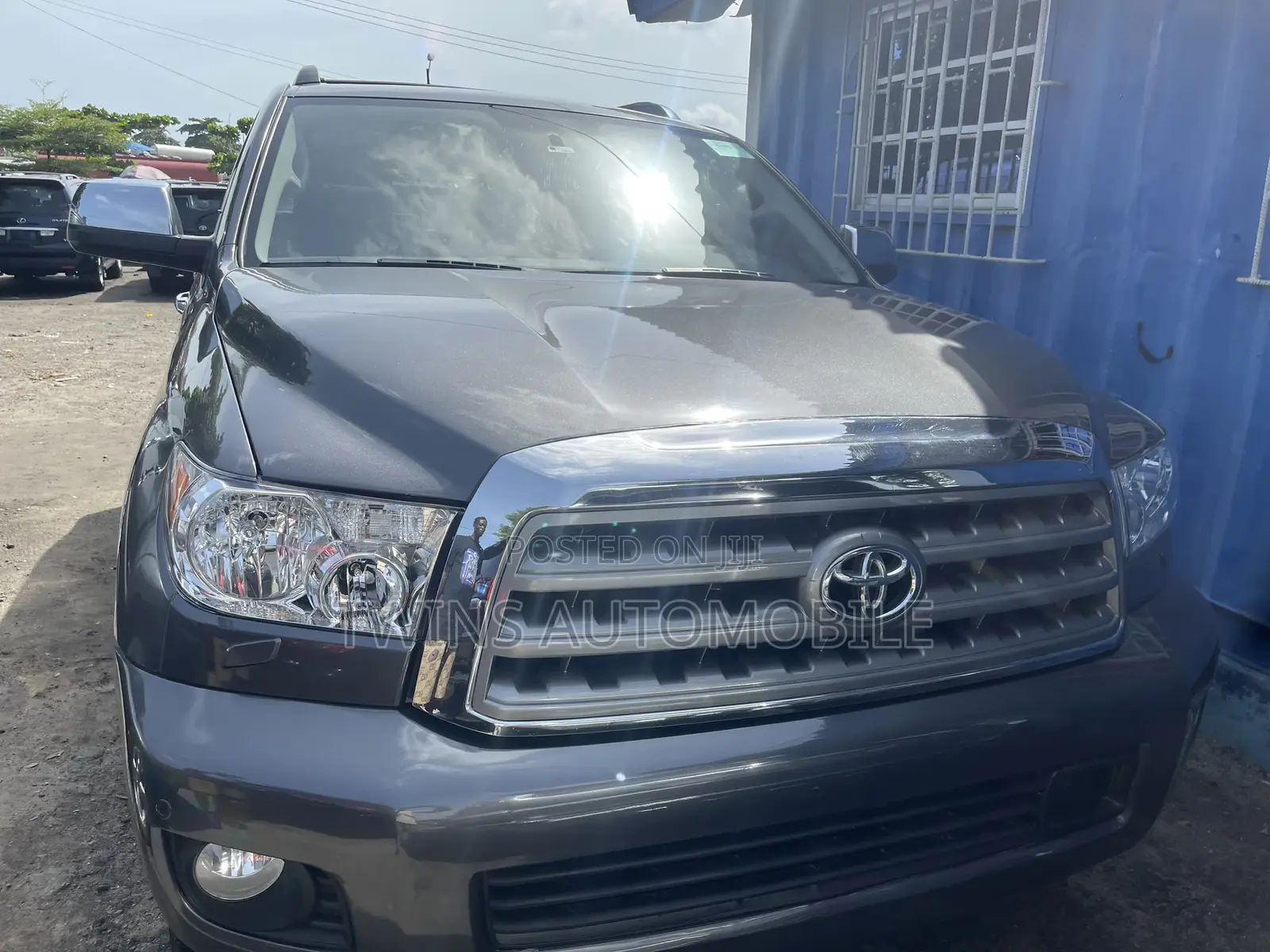 Toyota Sequoia 2017 Gray