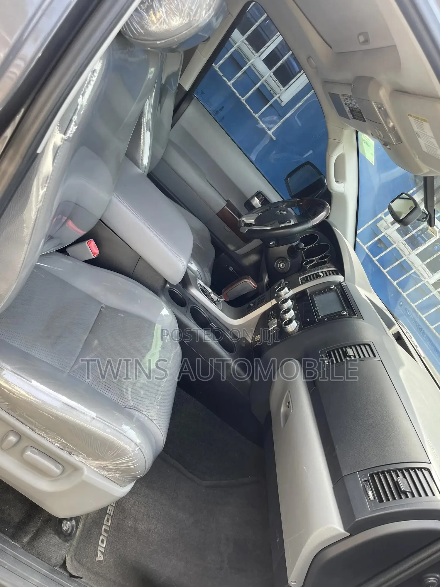 Toyota Sequoia 2017 Gray