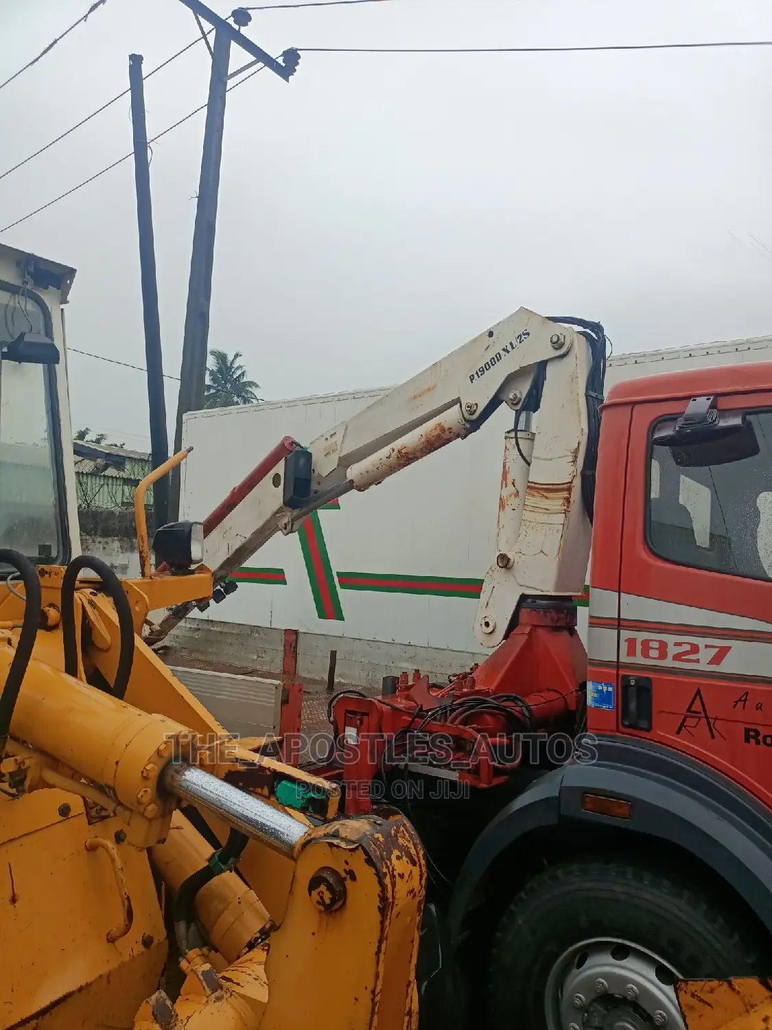 Mercedes Benz Hiab (9 Tonnes)