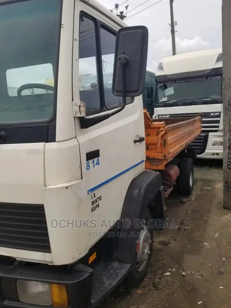 M/Benz Tipper Foriegn Bucket 814 Model