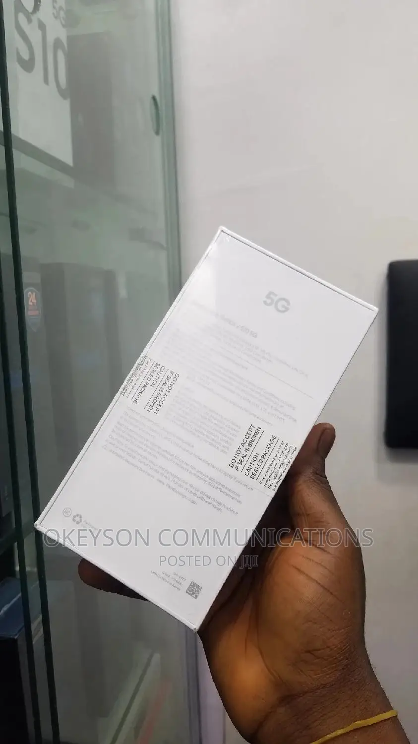 New Samsung Galaxy S10 5G 256 GB Black