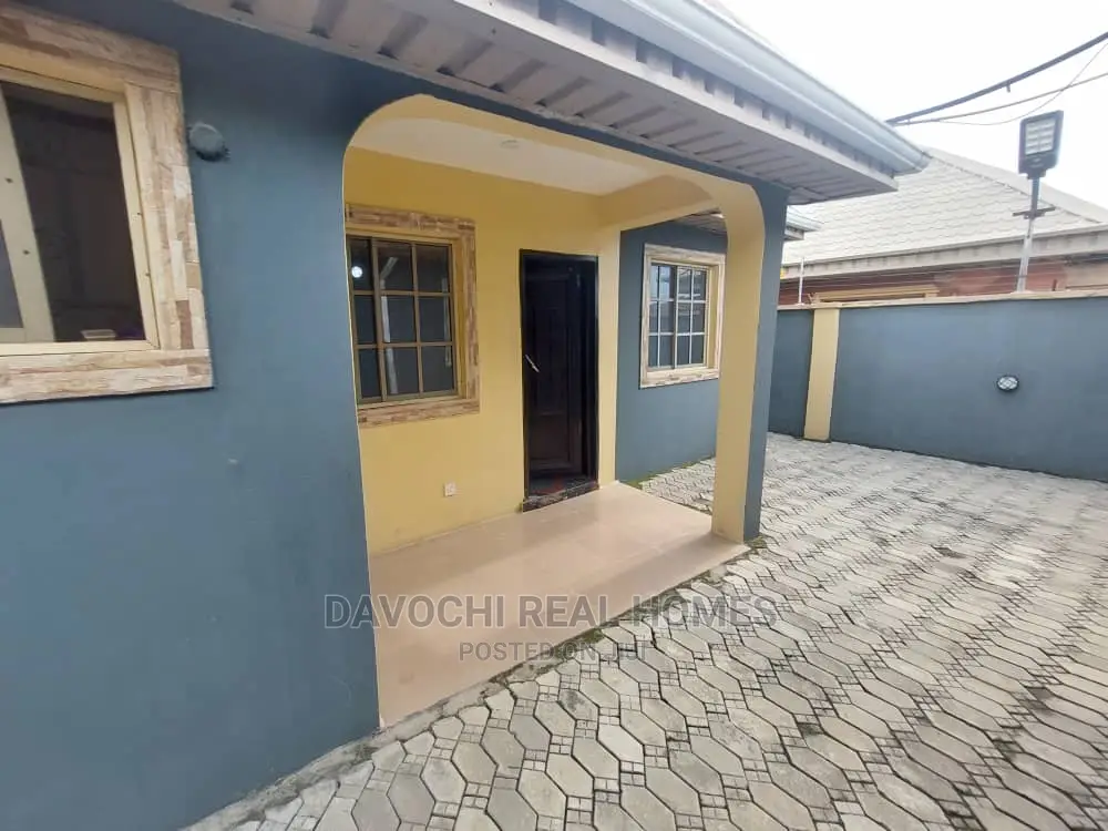Furnished 2bdrm Apartment in Phase 2, Ibeju for Rent