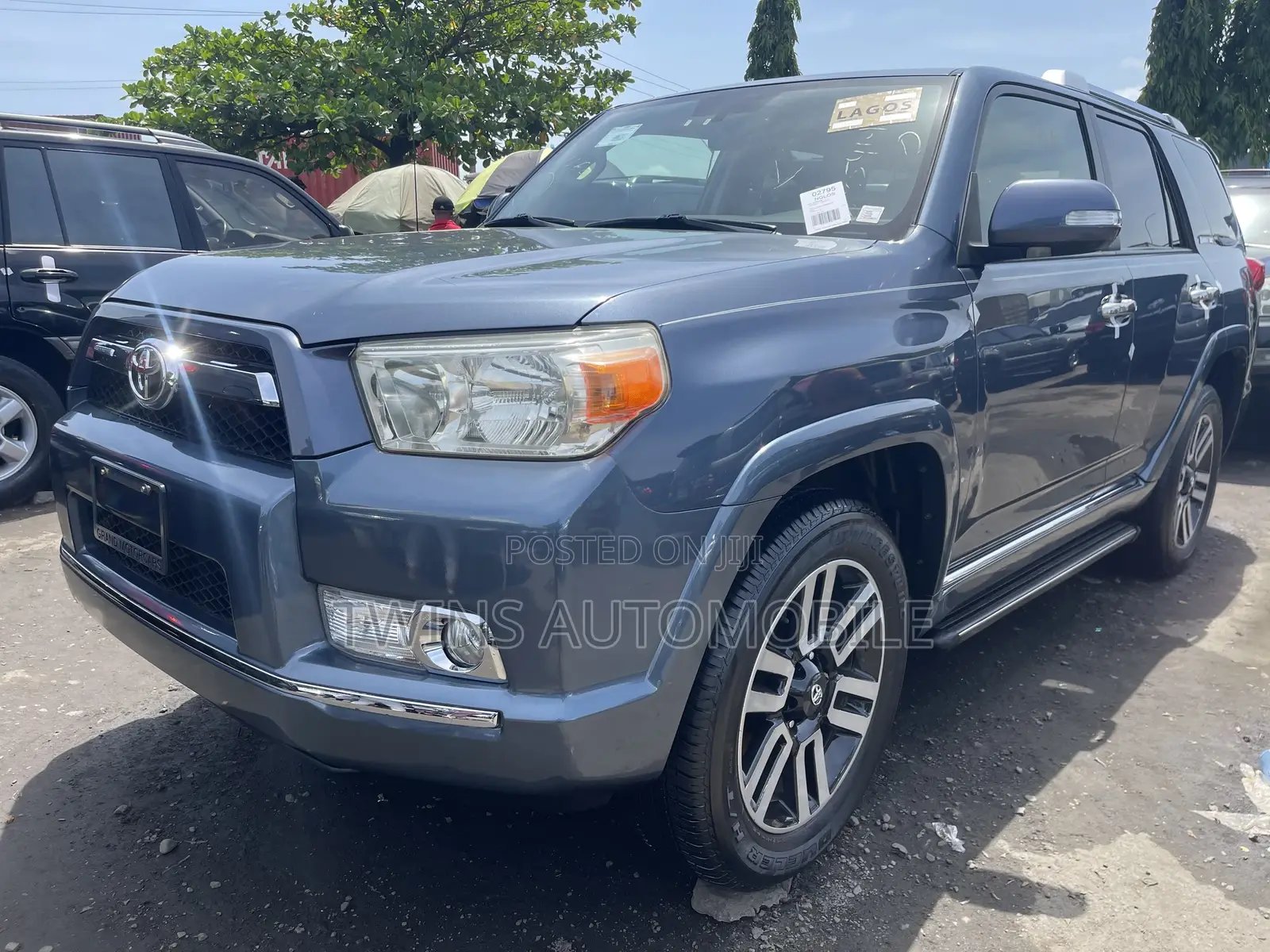 Toyota 4-Runner Limited 4WD 2011 Blue