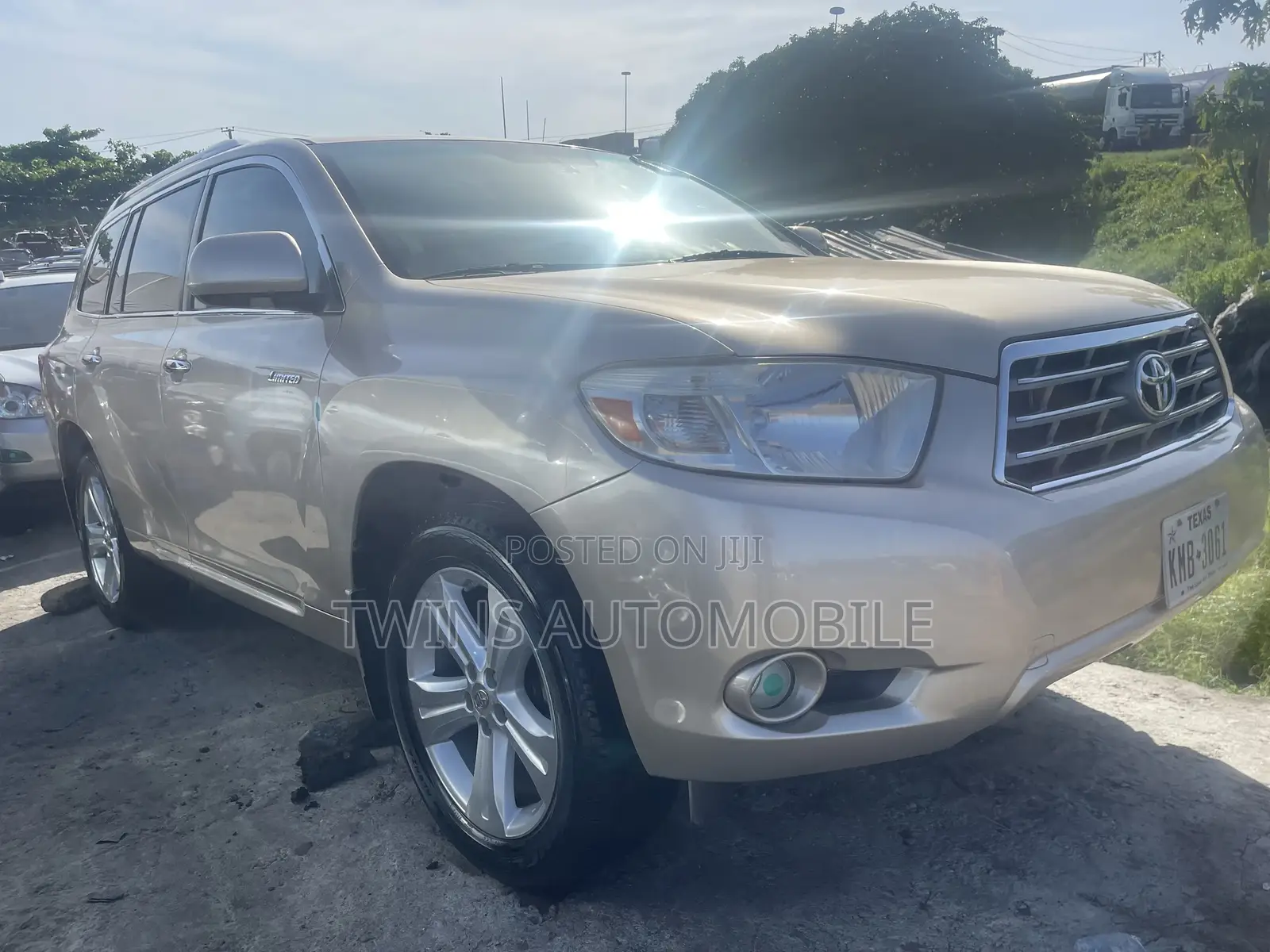 Toyota Highlander Limited 2009 Gold