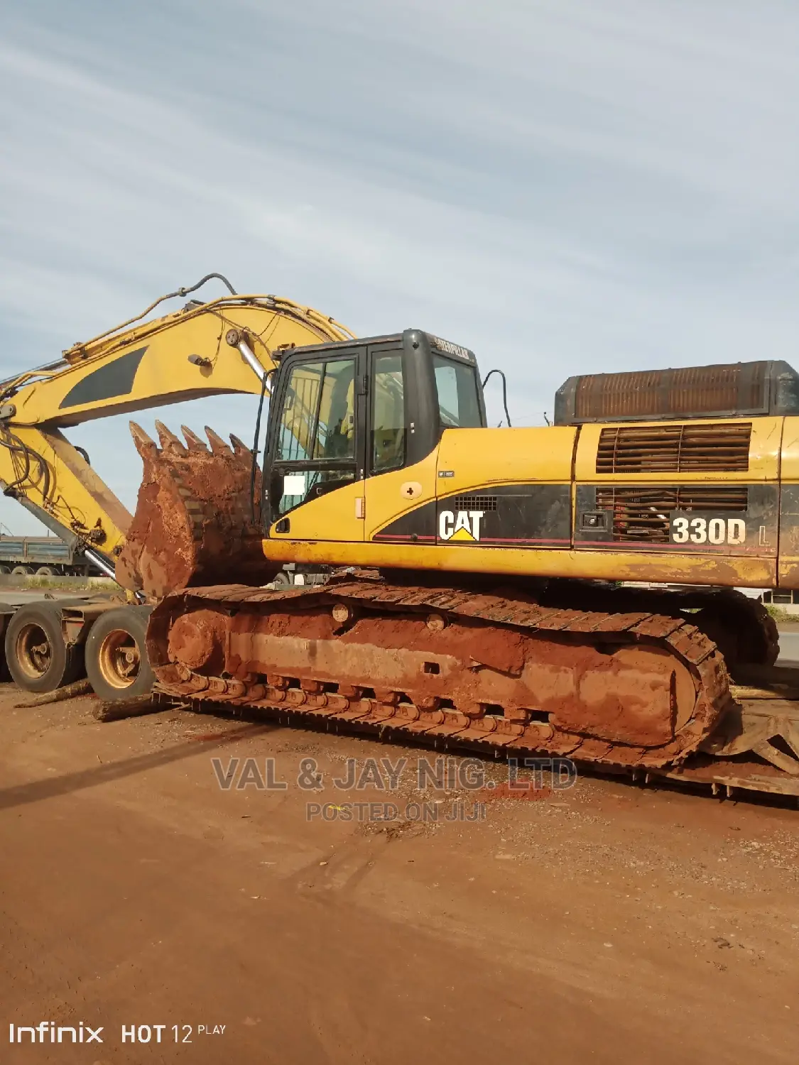 Excavator 330 DL - Tokunbo Grade - COMPANY STANDARD USE