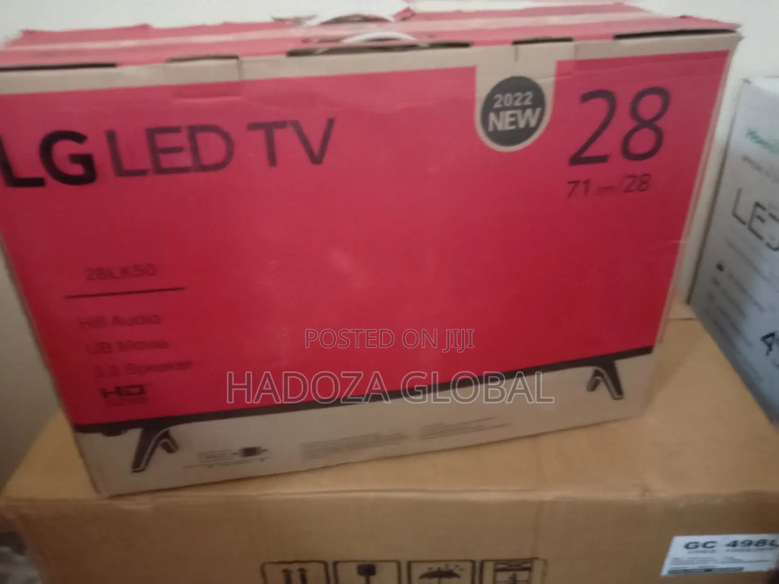 LG 28" LED TV With USB Movies