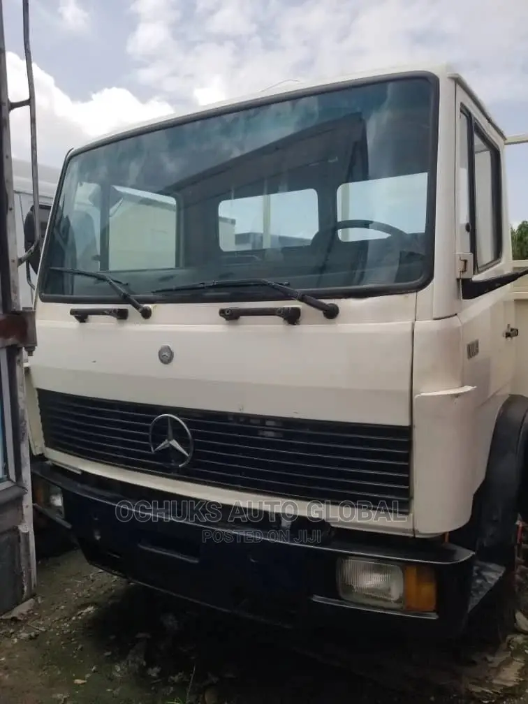 M/Benz Truck Pick Up Van 1114 Non Spring