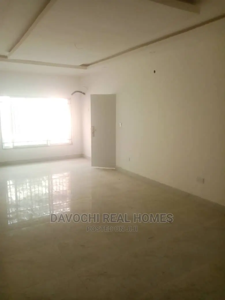 3bdrm Apartment in Ikate, Lekki for Rent