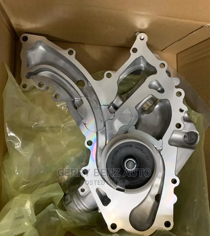 Water Pump for GLK350,C300,ML350,ML320,E350,GLE350,GLA250