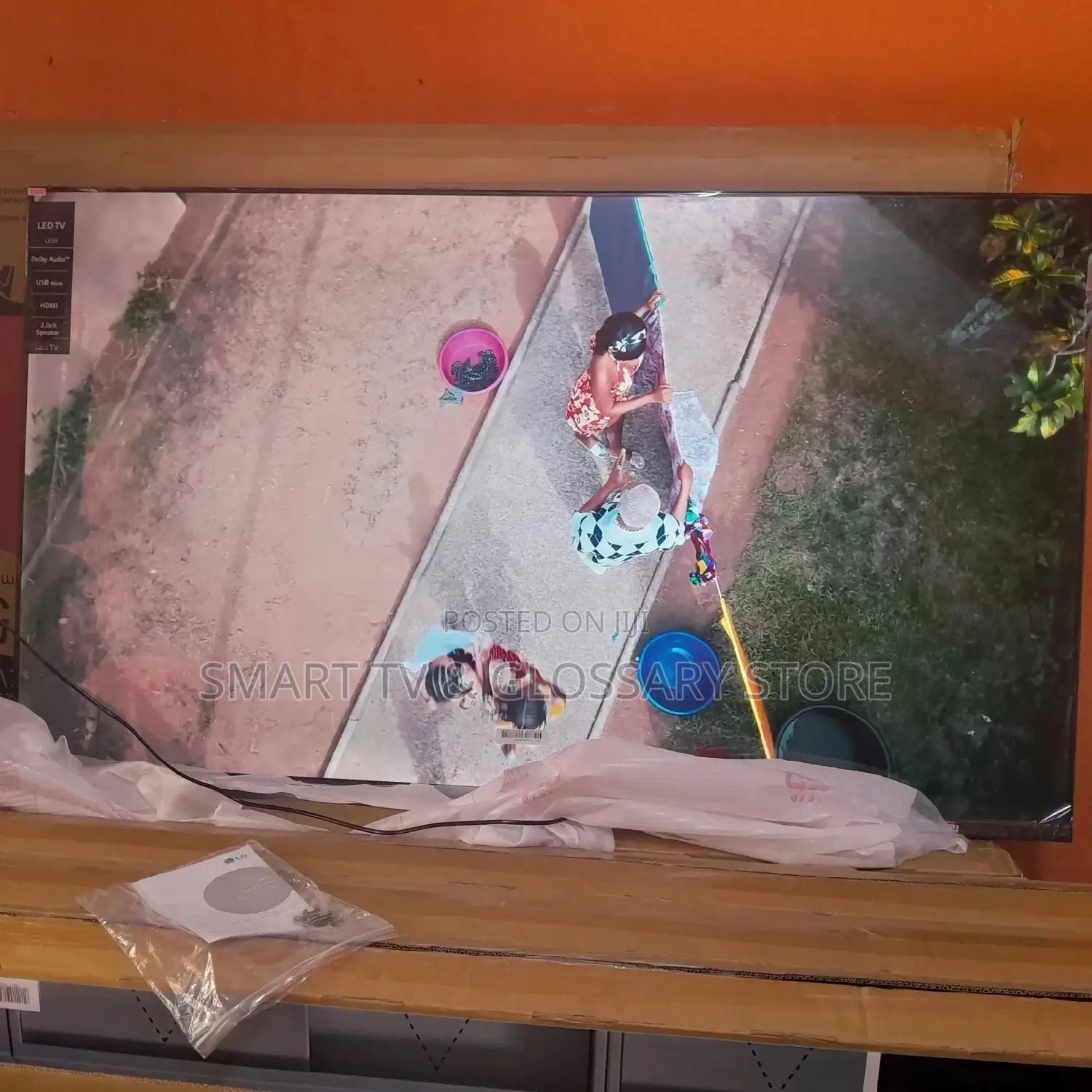Samsung 85 Inches Smart Bluetooth Tv With Wifi Hotspot