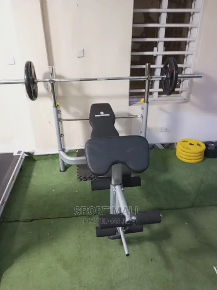 Commercial Weightlifting Bench