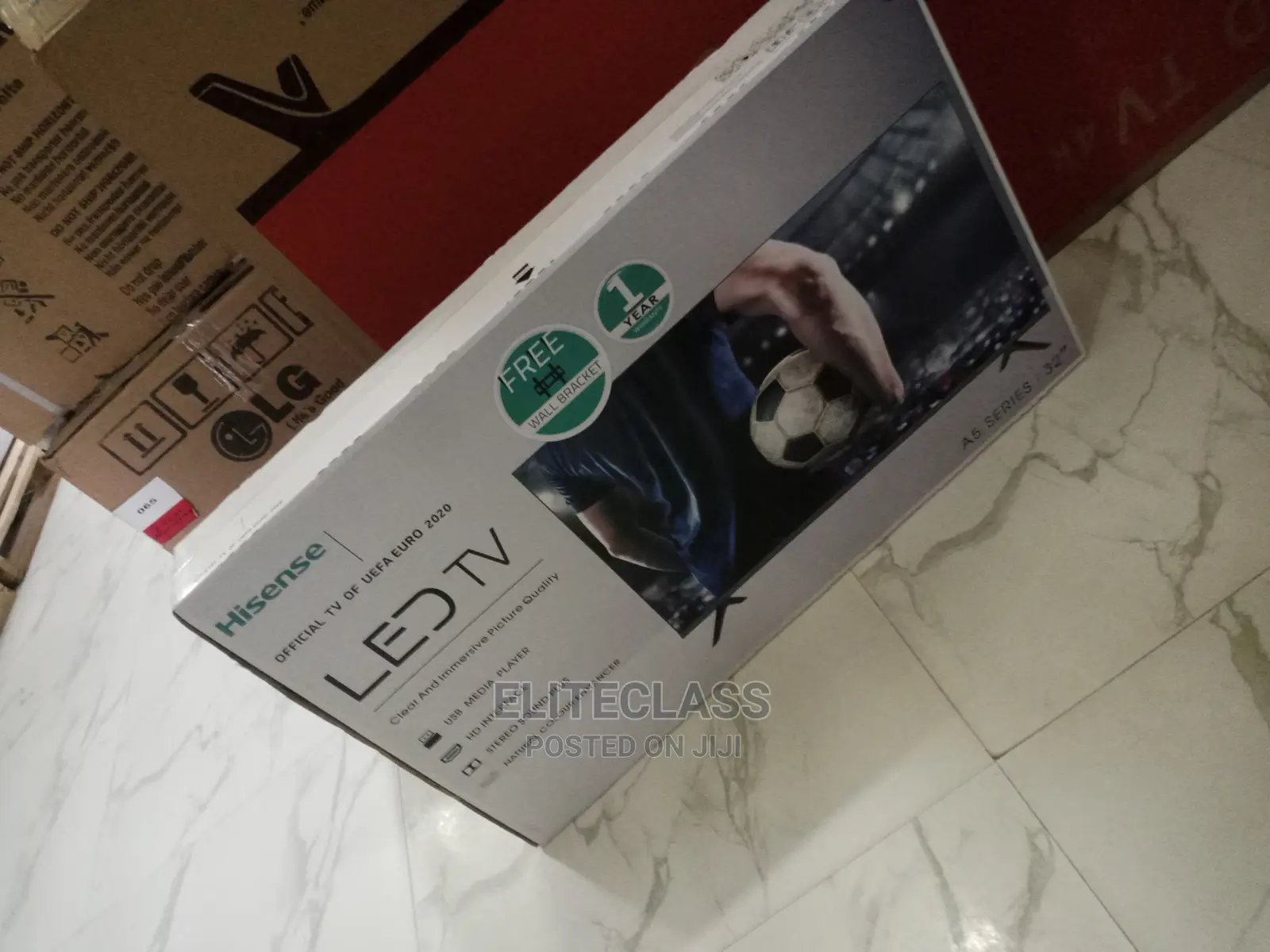 Perfect Picture With Wall Bracket Hisense 32 Inch LED TV