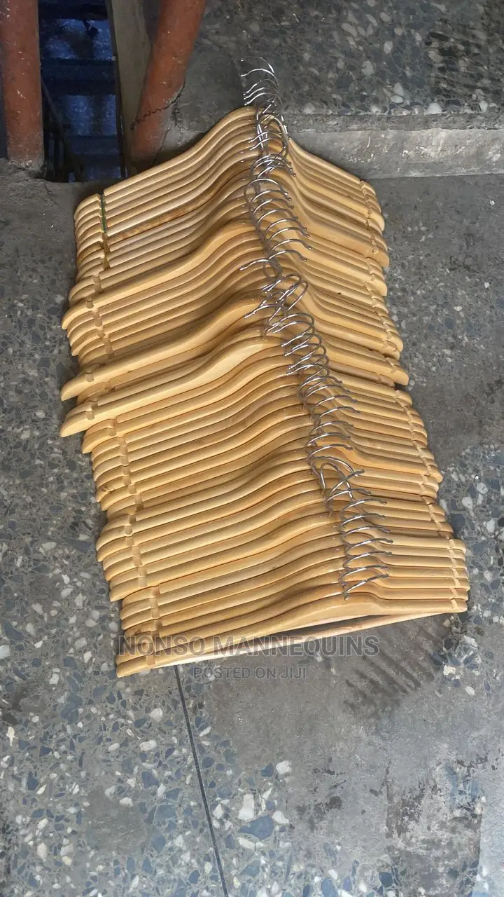 10 Pieces Per Set Of High Class Wooden Hangers