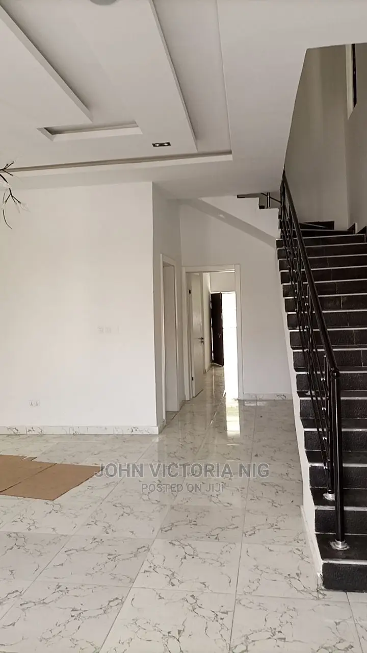 Furnished 4bdrm Duplex in Ajah Lekki for sale