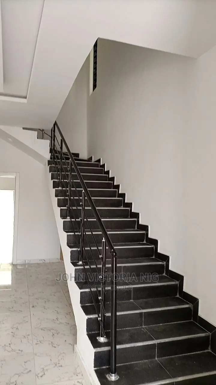 Furnished 4bdrm Duplex in Ajah Lekki for sale